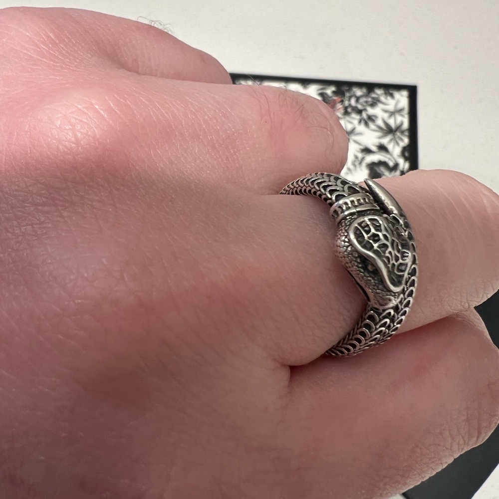 Gucci Silver Snake Ring Size 6 1/2 - Picture 3 of 6